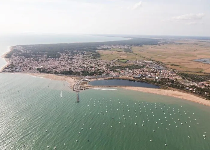 Holiday home Cosy A 200m De La Avec Animaux & Parking - Fr-1-194-347 *